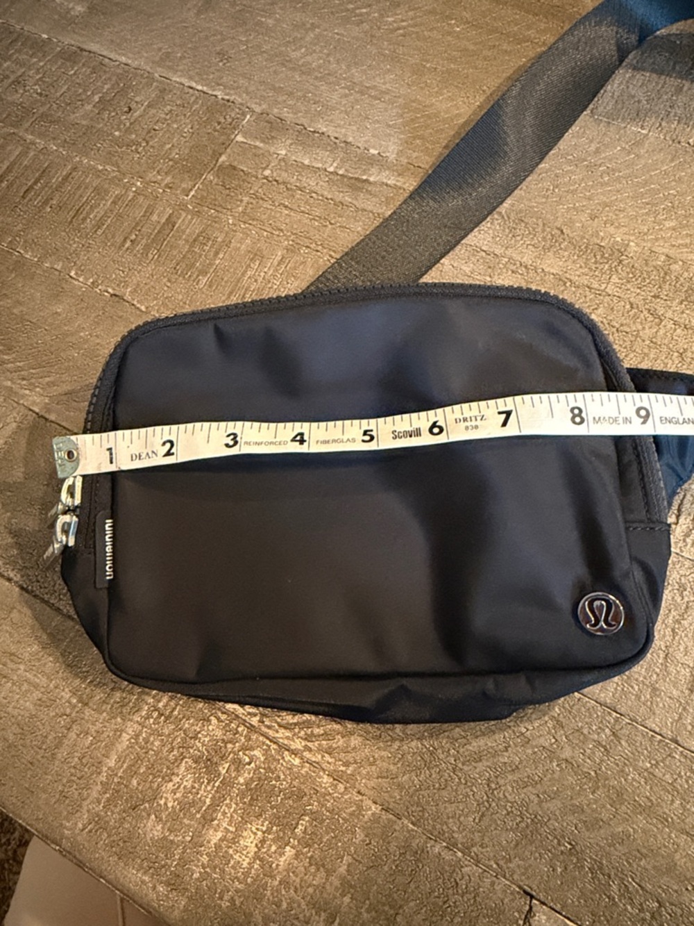 lululemon athletica Black Belt Bag - Picture 5 of 8